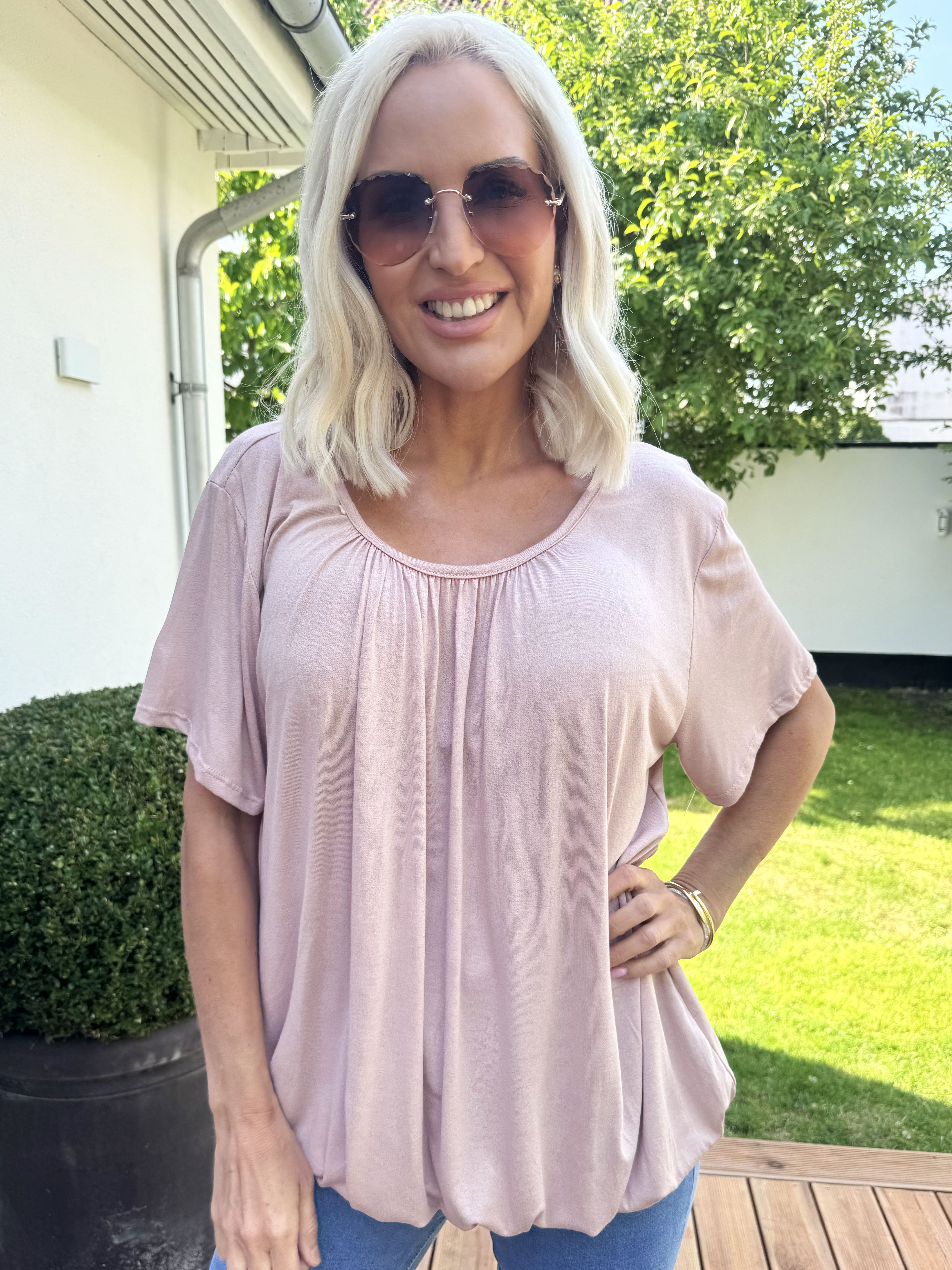 Miracle t-shirt - Basis t-shirt med elastik forneden (bestseller)